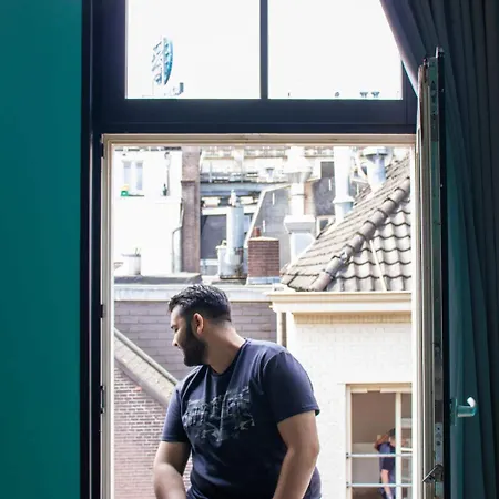 هوستال لايدزبلين بيت شباب