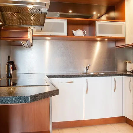 هوستال لايدزبلين *