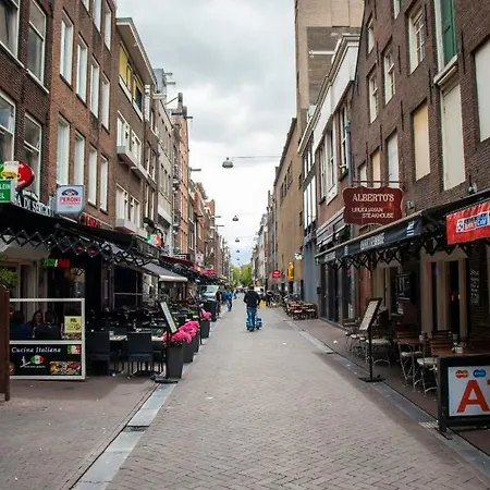 Hostel Leidseplein Amsterdam