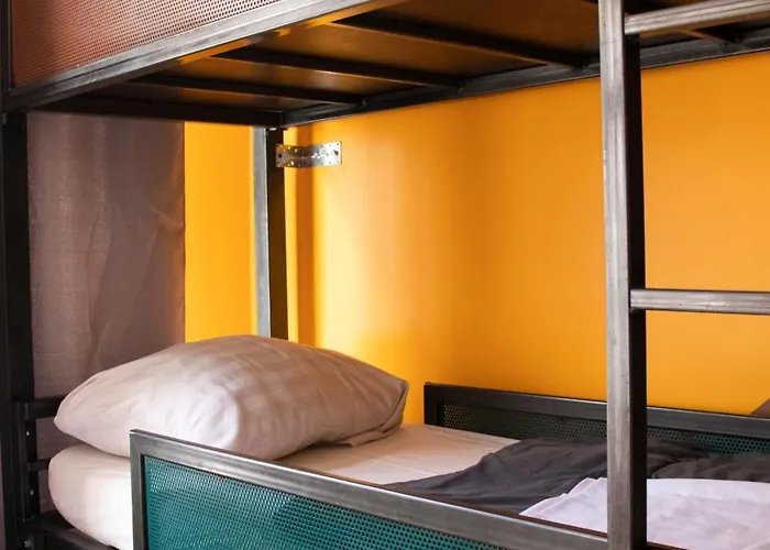 هوستال لايدزبلين