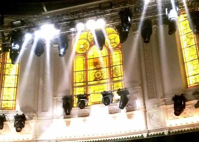 هوستال لايدزبلين أمستردام