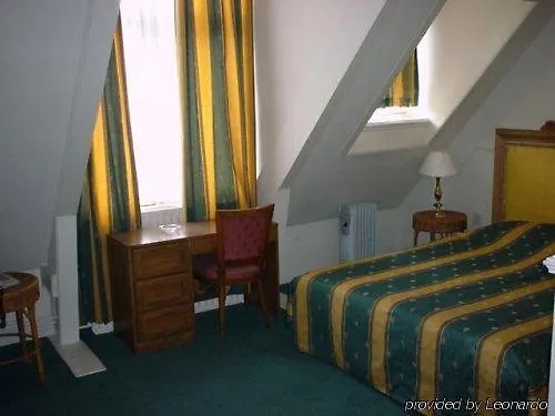 هوستال لايدزبلين * أمستردام