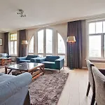 Leidseplein Hostel